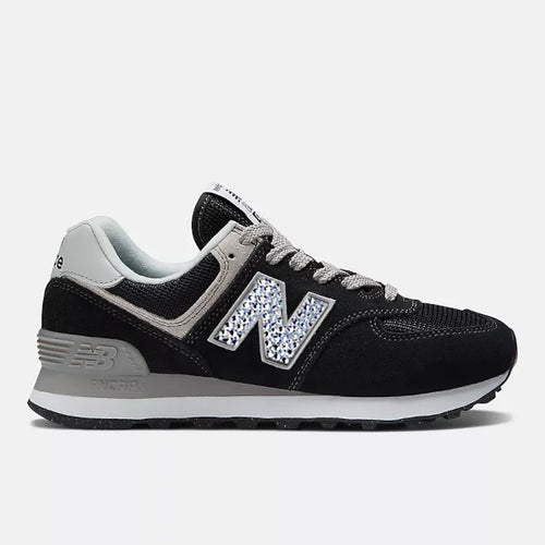 NB Women 574 (Black)