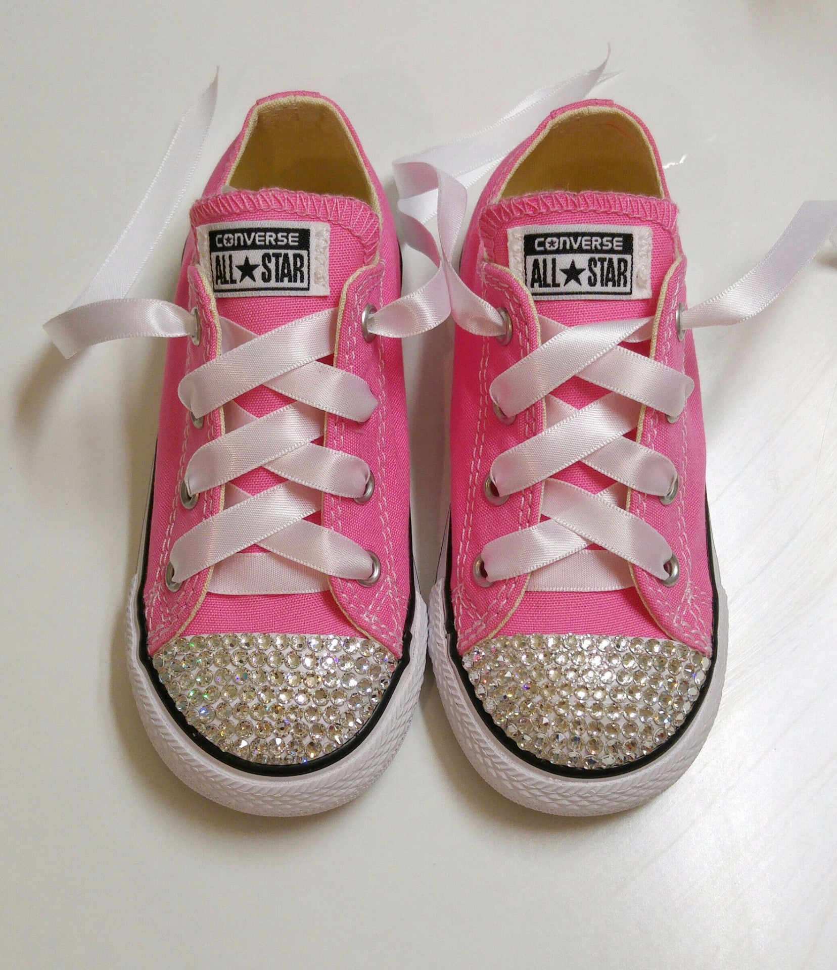 Chuck Taylor All Star Junior White Pink Black Diamond Kicks